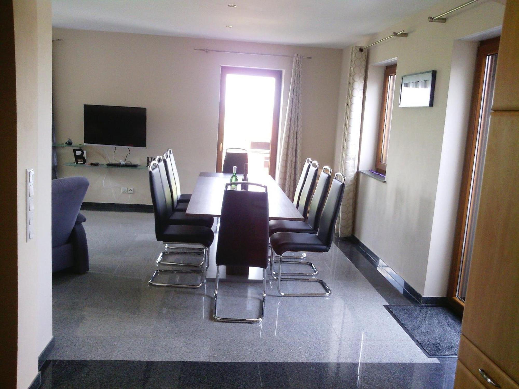 Spacious Mansion In Feuerscheid With Garden ภายนอก รูปภาพ